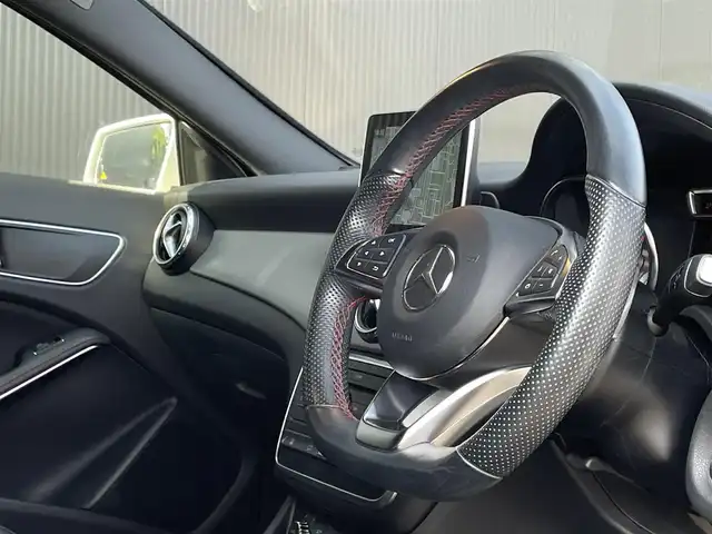 メルセデス・ベンツ ＧＬＡ２５０ 4マチック スポーツ 長野県 2016(平28)年 6万km カルサイトホワイト レーダーセーフティパッケージ /ハーフレザーシート/パワーシート/シートヒーター/純正HDDナビ /フルセグTV /bluetooth /バックカメラ /PWバックドア /HIDヘッドライト /ETC/パークトロニック /キーレスゴー /ダウンヒルアシスト