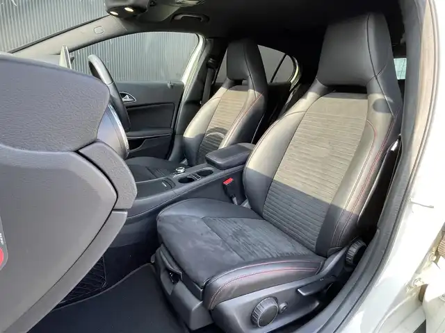 メルセデス・ベンツ ＧＬＡ２５０ 4マチック スポーツ 長野県 2016(平28)年 6万km カルサイトホワイト レーダーセーフティパッケージ /ハーフレザーシート/パワーシート/シートヒーター/純正HDDナビ /フルセグTV /bluetooth /バックカメラ /PWバックドア /HIDヘッドライト /ETC/パークトロニック /キーレスゴー /ダウンヒルアシスト