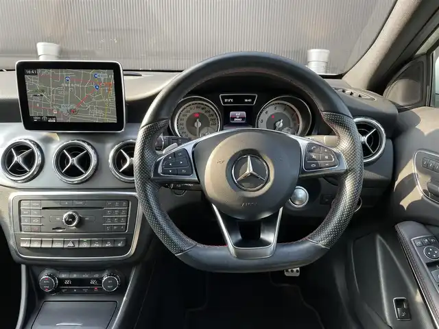 メルセデス・ベンツ ＧＬＡ２５０ 4マチック スポーツ 長野県 2016(平28)年 6万km カルサイトホワイト レーダーセーフティパッケージ /ハーフレザーシート/パワーシート/シートヒーター/純正HDDナビ /フルセグTV /bluetooth /バックカメラ /PWバックドア /HIDヘッドライト /ETC/パークトロニック /キーレスゴー /ダウンヒルアシスト