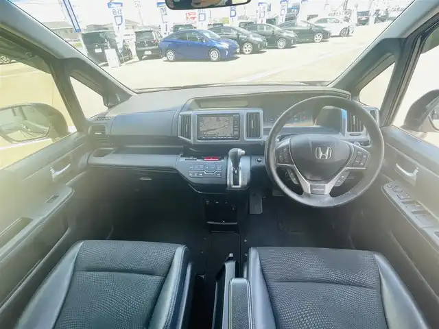 ホンダ ステップワゴン スパーダ Z クールスピリット 岡山県 2014(平26)年 12.5万km プレミアムスパークルブラックパール (株)IDOMが運営する【じしゃロン岡山店】の自社ローン専用車両です。こちらは現金またはオートローンご利用時の価格です。 自社ローンご希望の方は別途その旨お申し付け下さい/＊ナビ/＊両側パわスラ/＊フルセグTV/＊ETC/＊バックカメラ/＊クルコン/＊パドルシフト