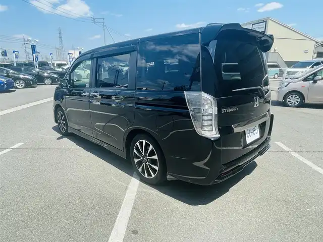ホンダ ステップワゴン スパーダ Z クールスピリット 岡山県 2014(平26)年 12.5万km プレミアムスパークルブラックパール (株)IDOMが運営する【じしゃロン岡山店】の自社ローン専用車両です。こちらは現金またはオートローンご利用時の価格です。 自社ローンご希望の方は別途その旨お申し付け下さい/＊ナビ/＊両側パわスラ/＊フルセグTV/＊ETC/＊バックカメラ/＊クルコン/＊パドルシフト