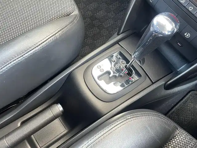 プジョー ２０７ Cielo 埼玉県 2009(平21)年 6.5万km ライトブルー /パノラミックガラスルーフ//社外HDDナビ//フルセグTV//CD/DVD/Bluetooth//クルーズコントロール//ETC//キーレス//W.サイド.カーテンエアバッグ//ABS//ESP//革巻きステアリング//オートライト//Fフォグランプ//プライバシーガラス//純正16インチAW//新車時保証書//取扱説明書//ナビ取説//スペアキー