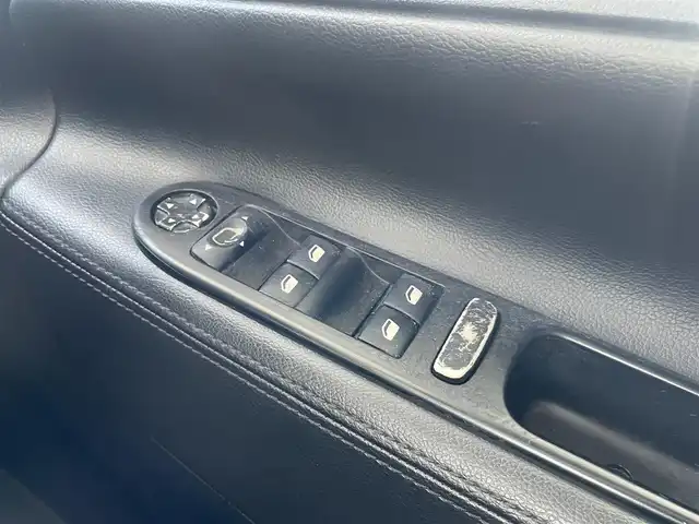 プジョー ２０７ Cielo 埼玉県 2009(平21)年 6.5万km ライトブルー /パノラミックガラスルーフ//社外HDDナビ//フルセグTV//CD/DVD/Bluetooth//クルーズコントロール//ETC//キーレス//W.サイド.カーテンエアバッグ//ABS//ESP//革巻きステアリング//オートライト//Fフォグランプ//プライバシーガラス//純正16インチAW//新車時保証書//取扱説明書//ナビ取説//スペアキー