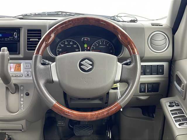 スズキ エブリィ ワゴン PZターボ スペシャル 長崎県 2013(平25)年 8.8万km パールホワイト (株)IDOMが運営する【じしゃロン長崎店】の自社ローン専用車両になりますこちらは現金またはオートローンご利用時の価格です。自社ローンご希望の方は別途その旨お申付け下さい/ローダウン/両側パワースライドドア/純正オーディオ/（AM/FM/CD/AUX/USB)/ETC/オートエアコン/電格ミラー/オートステップ/ウッドコンビステアリング/キーレス