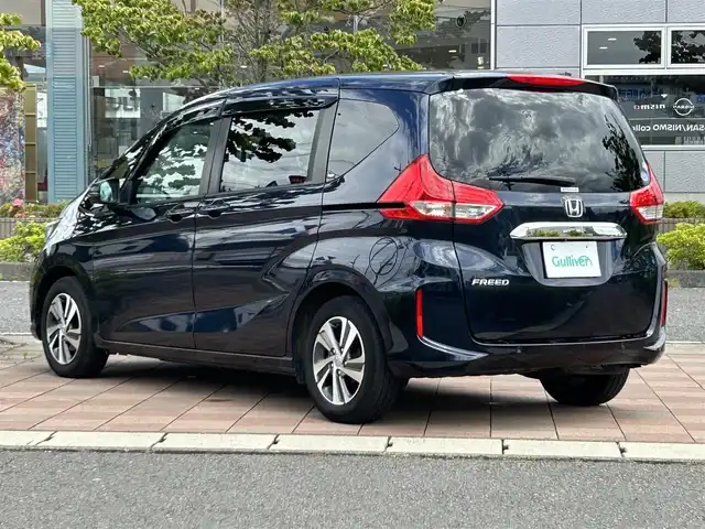 ホンダ フリード G ホンダセンシング 福島県 2020(令2)年 3.8万km ミッドナイトブルービームM ホンダセンシング/アダプティブクルーズコントロール/レーンキープアシスト/衝突被害軽減ブレーキ/純正ナビゲーション/型番：VXM-207VFNi/【CD/DVD/SD/USB/HDMI/BT/TV】/バックカメラ/ドライブレコーダー/ビルトインETC/フリップダウンモニター/両側パワースライドドア/前席シートヒーター/ステアリングリモコン/LEDオートライト/LEDフォグランプ/純正フロアマット/ドアバイザー/保証書/取扱説明書/スペアキー×１