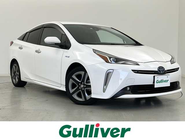 トヨタ プリウス A ツーリングセレクション 宮城県 2020(令2)年 6.1万km スーパーホワイトⅡ トヨタセーフティセンス/・プリクラッシュセーフティ/・レーントレーシングアシスト/・レーダークルーズコントロール/・オートマチックハイビーム/ブラインドスポットモニター/純正7型ナビ（NSZT-W68T）/・BT.CD.DVD.SD/フルセグTV/バックカメラ/ビルトインETC2.0/ドライブレコーダー（F）/パワーシート(D席)/革巻きステアリング/ステアリングスイッチ/プッシュスタート/スマートキー/LEDヘッドライト/LEDフォグランプ/純正フロアマット/純正15インチAW/純正ドアバイザー