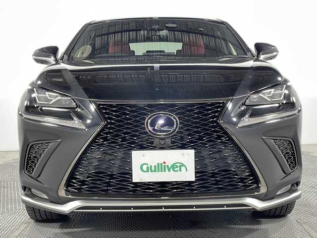 レクサス ＮＸ 300h Fスポーツ 広島県 2020(令2)年 3.7万km グラファイトブラックガラスフレーク 純正10.3型ナビ/パノラミックビューモニター/3眼LEDヘッドランプ/赤革シート/パワーシート/ポジションメモリー/シートヒーター/ベンチレーション/ステアリングヒーター/パドルシフト/パワーバックドア/ブラインドスポットモニター/リヤクロストラフィックアラート/レクサスセーフティシステム+/・プリクラッシュセーフティ/・レーンディパーチャーアラート/・アダプティブハイビーム/・レーダークルーズコントロール/ETC2.0