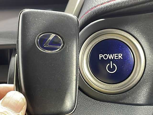 レクサス ＮＸ 300h Fスポーツ 広島県 2020(令2)年 3.7万km グラファイトブラックガラスフレーク 純正10.3型ナビ/パノラミックビューモニター/3眼LEDヘッドランプ/赤革シート/パワーシート/ポジションメモリー/シートヒーター/ベンチレーション/ステアリングヒーター/パドルシフト/パワーバックドア/ブラインドスポットモニター/リヤクロストラフィックアラート/レクサスセーフティシステム+/・プリクラッシュセーフティ/・レーンディパーチャーアラート/・アダプティブハイビーム/・レーダークルーズコントロール/ETC2.0