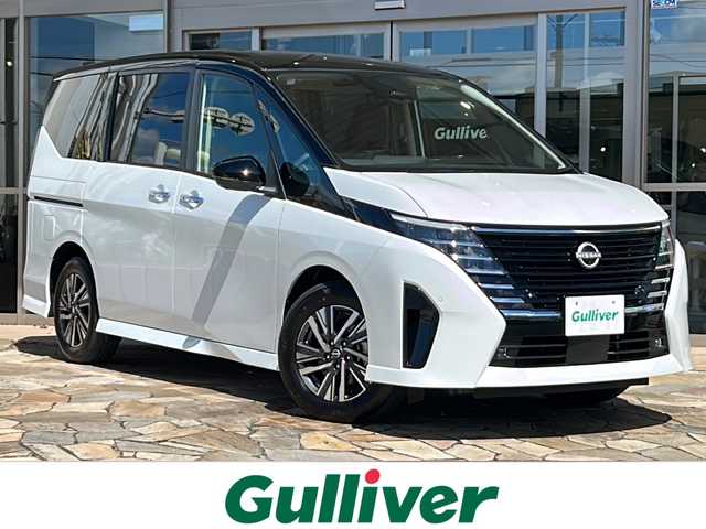 日産 セレナ e－パワー ハイウェイスター V 静岡県 2025(令7)年 0.1万km未満 白Ⅱ 純正ナビ/・AM/・FM/・USB/・HDMI/・Bluetooth/・スマートフォン連携/主要装備/・アダプティブLEDヘッドライト/・アラウンドビューモニター（移動物 検知機能付）/・デジタルインナーミラー/・アドバンスドドライブアシストディスプレイ/（12.3インチカラーディスプレイ）/・ワイヤレス充電器/・6スピーカー/・ETC2.0ユニット（ビルトインタイプ）/・プロパイロット（ナビリンク機能付）/・後席フリップダウンモニター/・電動パーキング/・パーキングアシスト/・両側パワスラ/・クリアランスソナー/・リアオートエアコン