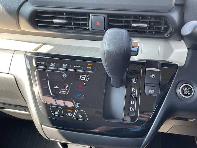 三菱 デリカミニ T プレミアム 鹿児島県 2024(令6)年 1万km ベージュⅡ 衝突軽減ブレーキ/ターボ/４ＷＤ/ナビ/全方位カメラ/ビルトインＥＴＣ/両側電動スライドドア/レーダークルーズコントロール/電動パーキングブレーキ/デジタルインナーミラー/ＬＥＤヘッドライト/プッシュスタート/スマートキー