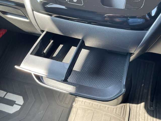 三菱 デリカミニ T プレミアム 鹿児島県 2024(令6)年 1万km ベージュⅡ 衝突軽減ブレーキ/ターボ/４ＷＤ/ナビ/全方位カメラ/ビルトインＥＴＣ/両側電動スライドドア/レーダークルーズコントロール/電動パーキングブレーキ/デジタルインナーミラー/ＬＥＤヘッドライト/プッシュスタート/スマートキー