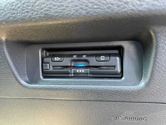 三菱 デリカミニ T プレミアム 鹿児島県 2024(令6)年 1万km ベージュⅡ 衝突軽減ブレーキ/ターボ/４ＷＤ/ナビ/全方位カメラ/ビルトインＥＴＣ/両側電動スライドドア/レーダークルーズコントロール/電動パーキングブレーキ/デジタルインナーミラー/ＬＥＤヘッドライト/プッシュスタート/スマートキー