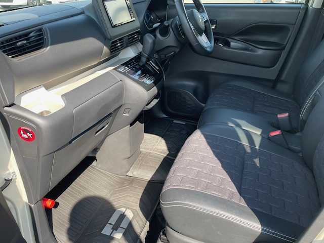 三菱 デリカミニ T プレミアム 鹿児島県 2024(令6)年 1万km ベージュⅡ 衝突軽減ブレーキ/ターボ/４ＷＤ/ナビ/全方位カメラ/ビルトインＥＴＣ/両側電動スライドドア/レーダークルーズコントロール/電動パーキングブレーキ/デジタルインナーミラー/ＬＥＤヘッドライト/プッシュスタート/スマートキー