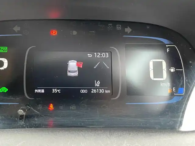 トヨタ アクア X 愛知県 2021(令3)年 2.7万km パール 禁煙車/純正ディスプレイオーディオ/（BT/USB/MiraCast）/ETC/トヨタセーフティセンス/・衝突被害軽減ブレーキ/・レーンキープアシスト/・レーダークルーズコントロール/・標識認識機能/・オートハイビーム/ステアリングスイッチ/スマートキー/スペアキー/オートライト/USB/オートエアコン/ライトレベライザー