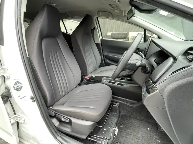 トヨタ アクア X 愛知県 2021(令3)年 2.7万km パール 禁煙車/純正ディスプレイオーディオ/（BT/USB/MiraCast）/ETC/トヨタセーフティセンス/・衝突被害軽減ブレーキ/・レーンキープアシスト/・レーダークルーズコントロール/・標識認識機能/・オートハイビーム/ステアリングスイッチ/スマートキー/スペアキー/オートライト/USB/オートエアコン/ライトレベライザー