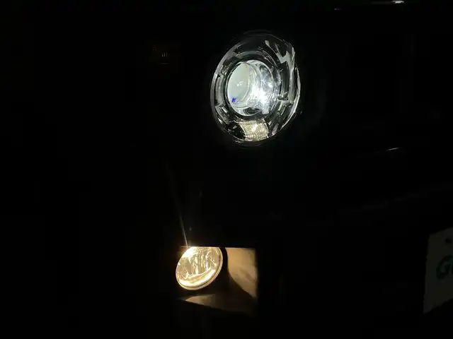 スズキ ジムニー XC 群馬県 2020(令2)年 5.1万km ジャングルグリーン rosso MODELLOマフラー/＝＝＝＝＝/4WD/5MT/7インチディスプレイオーディオ/・AM/FM/Bluetooth/AppleCarPlay/AndroidAuto/バックカメラ/前席シートヒーター/デュアルセンサーブレーキサポート/車線逸脱警報機能/ふらつき警報機能/誤発進抑制機能/ハイビームアシスト/先行車発進お知らせ機能/標識認識機能/ヒルディセントコントロール/TOYO OPEN COUNTRY ホワイトレタータイヤ(4本)/ETC/プッシュスタート/スマートキー/電動格納ミラー/ヘッドライトウォッシャー