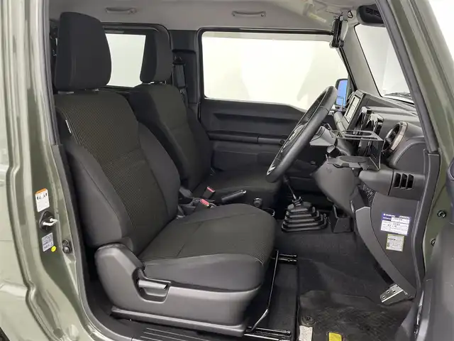 スズキ ジムニー XC 群馬県 2020(令2)年 5.1万km ジャングルグリーン rosso MODELLOマフラー/＝＝＝＝＝/4WD/5MT/7インチディスプレイオーディオ/・AM/FM/Bluetooth/AppleCarPlay/AndroidAuto/バックカメラ/前席シートヒーター/デュアルセンサーブレーキサポート/車線逸脱警報機能/ふらつき警報機能/誤発進抑制機能/ハイビームアシスト/先行車発進お知らせ機能/標識認識機能/ヒルディセントコントロール/TOYO OPEN COUNTRY ホワイトレタータイヤ(4本)/ETC/プッシュスタート/スマートキー/電動格納ミラー/ヘッドライトウォッシャー