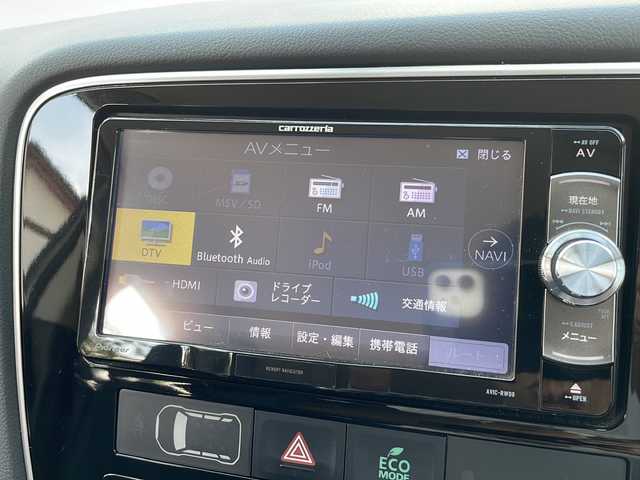 三菱 アウトランダー ＰＨＥＶ G セーフティパッケージ 福井県 2015(平27)年 8万km シルキーホワイト ワンオーナー/4WD/社外メモリナビゲーション/（CD/DVD/BT）/フルセグテレビ /バックカメラ/ミラー一体型ドライブレコーダー/純正18インチアルミホイール/AC100V/ハーフレザーシート/電動格納ミラー/シートヒーター /プリクラッシュセーフティ/レーンキープアシスト/アダプティブクルーズコントロール/パドルシフト/HIDヘッドライト/フォグランプ/スタリングリモコン/オートライト/ETC/スマートキー/プッシュスタート/保証書/取扱説明書