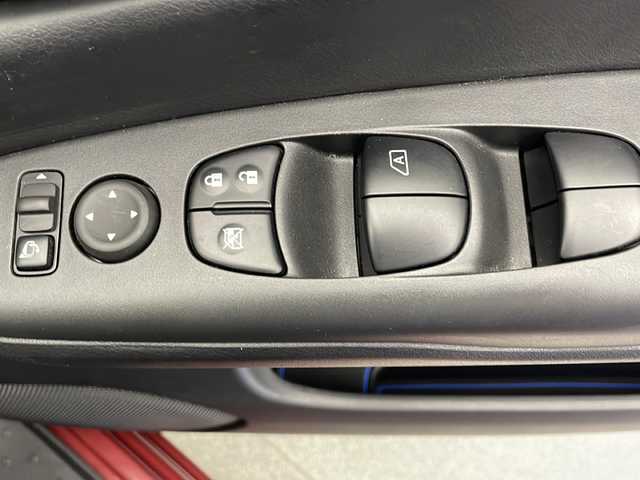 日産 セレナ e－パワー HWS V アーバンクロム 宮崎県 2021(令3)年 3.3万km ワインⅡ 純正ナビ/AM/FM/CD/DVD/Bluetooth/デジタルインナーミラー/プロパイロット/両側電動スライドドア/ステアリングスイッチ/ドライブレコーダー/アラウンドビューカメラ/電動サイドブレーキ/電動格納サイドミラー/シートヒーター/オートライト/フロアマット/サイドバイザー/ETC