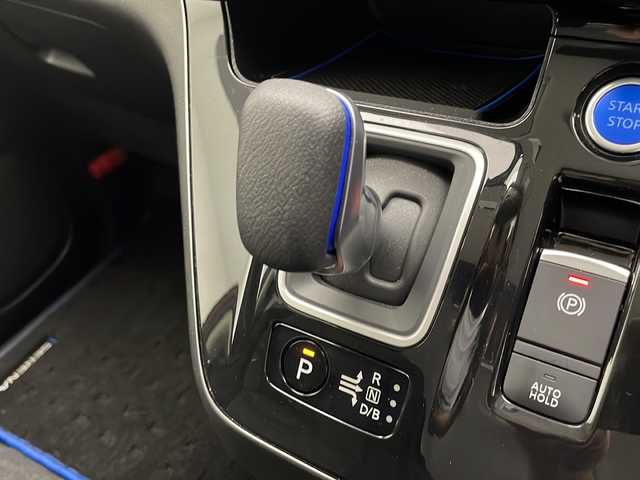 日産 セレナ e－パワー HWS V アーバンクロム 宮崎県 2021(令3)年 3.3万km ワインⅡ 純正ナビ/AM/FM/CD/DVD/Bluetooth/デジタルインナーミラー/プロパイロット/両側電動スライドドア/ステアリングスイッチ/ドライブレコーダー/アラウンドビューカメラ/電動サイドブレーキ/電動格納サイドミラー/シートヒーター/オートライト/フロアマット/サイドバイザー/ETC