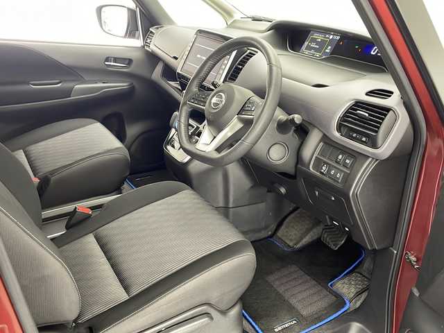 日産 セレナ e－パワー HWS V アーバンクロム 宮崎県 2021(令3)年 3.3万km ワインⅡ 純正ナビ/AM/FM/CD/DVD/Bluetooth/デジタルインナーミラー/プロパイロット/両側電動スライドドア/ステアリングスイッチ/ドライブレコーダー/アラウンドビューカメラ/電動サイドブレーキ/電動格納サイドミラー/シートヒーター/オートライト/フロアマット/サイドバイザー/ETC