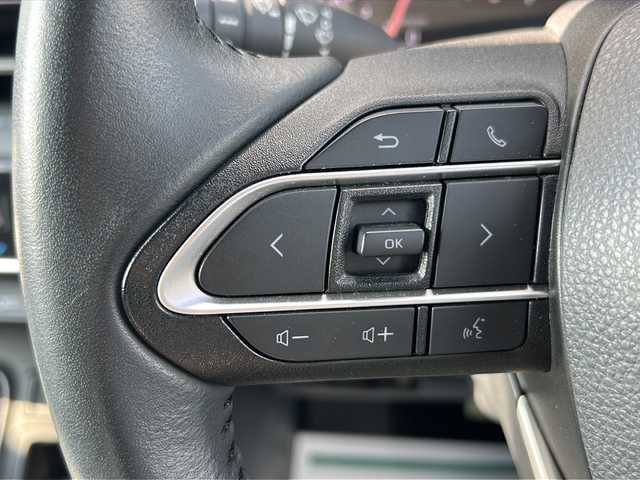 トヨタ ヴォクシー S－Z 三重県 2022(令4)年 3.4万km アティチュードブラックマイカ 純正10.5型ナビ/バックカメラ/前席シートヒーター/WAC/前後ドライブレコーダー/両側パワースライドドア/ビルトインETC2.0/レーダークルーズコントロール/ステアリングリモコン/ハーフレザーシート/オートハイビーム/TVキャンセラー/LEDヘッドライト/電動格納ミラー/禁煙車