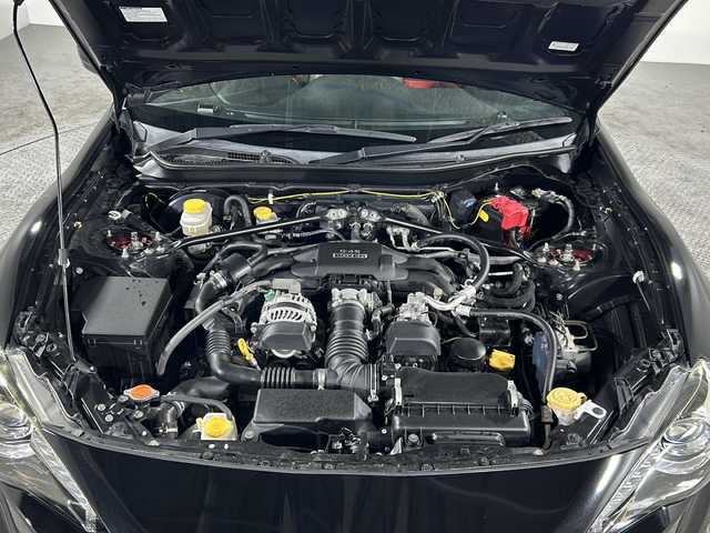 トヨタ ８６ GT リミテッド 沖縄県 2015(平27)年 7.2万km クリスタルブラックシリカ 禁煙車/6速MT/社外ナビ/AM/FM/CD/DVD/フルセグTV/Bluetooth/HDMI/バックカメラ/ハーフレザーシート/革巻きステアリング/ETC/純正フロアマット/純正17インチアルミホイール/BLTZ車高調前後/オートライト/LEDヘッドライト/スマートキー