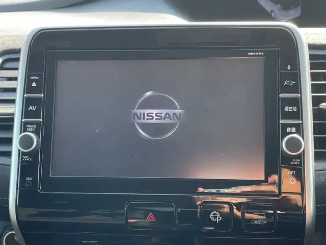 日産 セレナ オーテック スポーツスペック 千葉県 2018(平30)年 6.4万km ダイヤモンドブラック 純正9インチナビ/(フルセグTV/BT/CD/DVD/FM/AM/Blu-ray)/全周囲カメラ/プロパイロット/デジタルインナーミラー/フリップダウンモニター/ドライブレコーダー/両側パワースライドドア/ハンズフリーオートスライドドア/横滑り防止装置/ETC/アイドリングストップ/LEDヘッドライト/フォグランプ/オートライト/ウィンカーミラー/電動格納ミラー/純正17インチAW/プッシュスタート/スマートキー/フロアマット