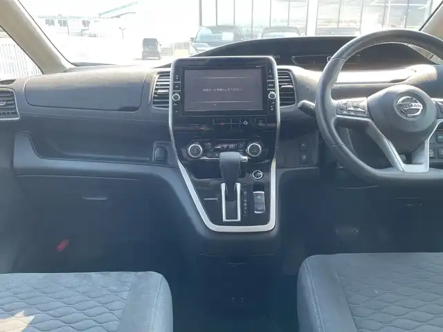日産 セレナ オーテック スポーツスペック 千葉県 2018(平30)年 6.4万km ダイヤモンドブラック 純正9インチナビ/(フルセグTV/BT/CD/DVD/FM/AM/Blu-ray)/全周囲カメラ/プロパイロット/デジタルインナーミラー/フリップダウンモニター/ドライブレコーダー/両側パワースライドドア/ハンズフリーオートスライドドア/横滑り防止装置/ETC/アイドリングストップ/LEDヘッドライト/フォグランプ/オートライト/ウィンカーミラー/電動格納ミラー/純正17インチAW/プッシュスタート/スマートキー/フロアマット