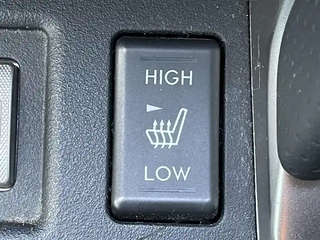 スバル フォレスター 2．0i－L アイサイト 道東・釧路十勝 2016(平28)年 7.2万km アイスシルバーメタリック ４WD/カロツェリアナビ/＜フルセグ/CD/DVD/SD/BT/USB＞/バックカメラ/アイサイト /＜追従クルコン/誤発進抑制制御/プリクラッシュブレーキ＞/ＥＴＣ/ＸＭＯＤＥ/シートヒーター/パワーシート/パドルシフト/純正フロアナビ/ドアバイザー/車線逸脱警報システム