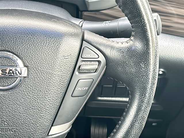 日産 エルグランド 250ハイウェイスター 埼玉県 2014(平26)年 14.2万km ファントムブラック (株)IDOMが運営する【じしゃロン熊谷店】の自社ローン専用車両になりますこちらは現金またはオートローンご利用時の価格です。自社ローンご希望の方は別途その旨お申付け下さい/純正SDナビ　MM513D-L/　CD/DVD/DTV/Bluetooth/USB/AUX/前方ドライブレコーダー/両側パワースライドドア/ビルトインETC/クルーズコントロール/純正フロアマット/スマートキー/純正18インチAW/ハーフレザーシート
