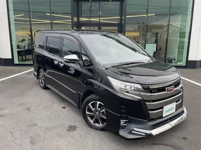 トヨタ ノア Si ダブルバイビーⅢ 栃木県 2020(令2)年 5.4万km ブラック ワンオーナー/TRDエアロ（F/S/R）/純正9インチナビ/バックカメラ/Bluetoothオーディオ/DVD再生機能/フルセグTV走行中視聴可/ステアリングリモコン/USB入力端子×2/純正12.1インチフリップダウンモニター/トヨタセーフティセンス/クルーズコントロール/クリアランスソナー /両側パワースライドドア /ハーフレザーシート/LEDヘッドライト/シーケンシャルウインカー/スマートキー×2