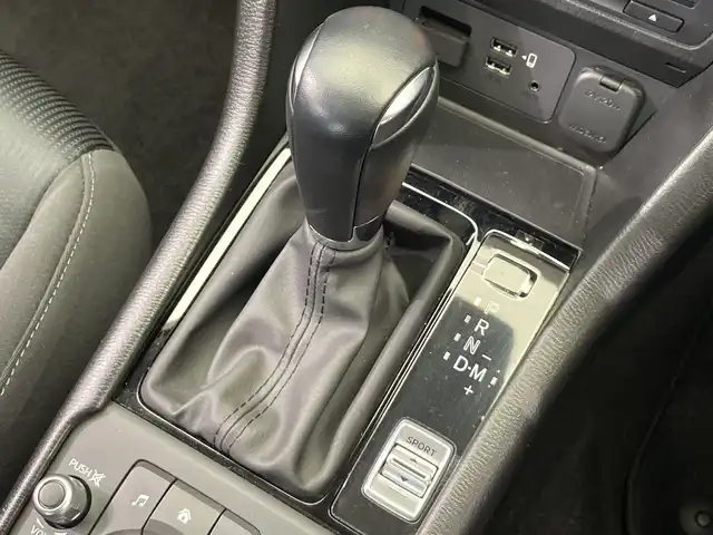 マツダ ＣＸ－３ 15S ツーリング 栃木県 2020(令2)年 1.5万km ソウルレッドクリスタルM 純正ナビ/(フルセグTV・Bluetooth・CD・DVD・USB・AUX)/衝突軽減システム/レーンキープアシスト/後方コーナーセンサー/前方ドライブレコーダー/電動パーキングブレーキ/オートホールド/MTモード付AT/アイドリングストップ/ドアバイザー/純正アルミホイール/純正フロアマット/LEDヘッドライト/オートライト/禁煙車/スマートキー/スペアキー1本