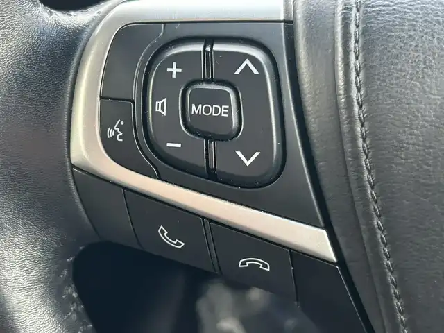 トヨタ ハリアー ハイブリッド プレミアム 道南・函館 2017(平29)年 4.1万km スパークリングブラックパールクリスタルシャイン /純正SDナビ//フルセグTV//ドライブレコーダー//ETC//パワーバックドア//ハーフレザーシート//前席パワーシート//プリクラッシュセーフティ//レーダークルーズコントロール//レーンディパーチャーアラート//オートマチックハイビーム//LEDヘッドライト//オートライト//スマートキー//エンジンプッシュスタート