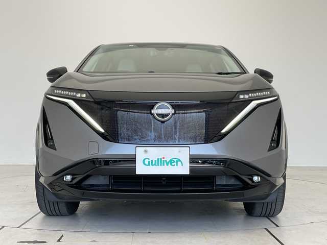 日産 アリア B6 愛知県 2023(令5)年 1.3万km ダークメタルグレー プロパイロット2.0/純正12.4型ディスプレイオーディオナビ/全方位カメラ/レーダークルーズコントロール/シートヒーター/バックカメラ/電動リアゲート/パワーシート/ヘッドアップディスプレイ/コーナーセンサー/ETC2.0/純正アルミホイール/ブラインドスポットモニター/LEDヘッドライト/ステアリングヒーター/インテリジェントミラー/オートマチックハイビーム/衝突軽減システム/フルセグ/Bluetooth/ドライブレコーダー/ステアリングスイッチ/スマートキー/プッシュスタート