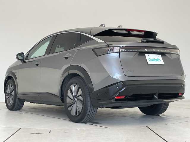 日産 アリア B6 愛知県 2023(令5)年 1.3万km ダークメタルグレー プロパイロット2.0/純正12.4型ディスプレイオーディオナビ/全方位カメラ/レーダークルーズコントロール/シートヒーター/バックカメラ/電動リアゲート/パワーシート/ヘッドアップディスプレイ/コーナーセンサー/ETC2.0/純正アルミホイール/ブラインドスポットモニター/LEDヘッドライト/ステアリングヒーター/インテリジェントミラー/オートマチックハイビーム/衝突軽減システム/フルセグ/Bluetooth/ドライブレコーダー/ステアリングスイッチ/スマートキー/プッシュスタート