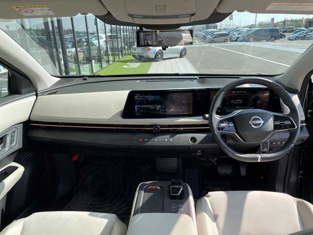 日産 アリア B6 愛知県 2023(令5)年 1.3万km ダークメタルグレー プロパイロット2.0/純正12.4型ディスプレイオーディオナビ/全方位カメラ/レーダークルーズコントロール/シートヒーター/バックカメラ/電動リアゲート/パワーシート/ヘッドアップディスプレイ/コーナーセンサー/ETC2.0/純正アルミホイール/ブラインドスポットモニター/LEDヘッドライト/ステアリングヒーター/インテリジェントミラー/オートマチックハイビーム/衝突軽減システム/フルセグ/Bluetooth/ドライブレコーダー/ステアリングスイッチ/スマートキー/プッシュスタート