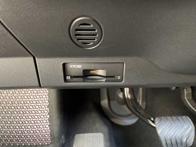 日産 アリア B6 愛知県 2023(令5)年 1.3万km ダークメタルグレー プロパイロット2.0/純正12.4型ディスプレイオーディオナビ/全方位カメラ/レーダークルーズコントロール/シートヒーター/バックカメラ/電動リアゲート/パワーシート/ヘッドアップディスプレイ/コーナーセンサー/ETC2.0/純正アルミホイール/ブラインドスポットモニター/LEDヘッドライト/ステアリングヒーター/インテリジェントミラー/オートマチックハイビーム/衝突軽減システム/フルセグ/Bluetooth/ドライブレコーダー/ステアリングスイッチ/スマートキー/プッシュスタート