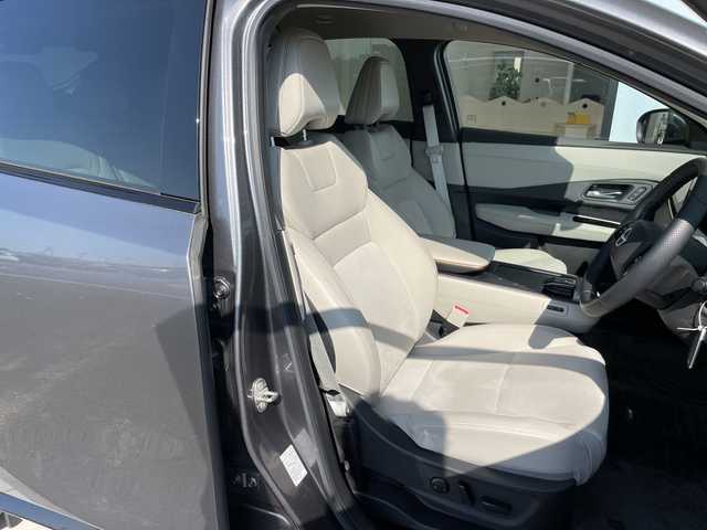 日産 アリア B6 愛知県 2023(令5)年 1.3万km ダークメタルグレー プロパイロット2.0/純正12.4型ディスプレイオーディオナビ/全方位カメラ/レーダークルーズコントロール/シートヒーター/バックカメラ/電動リアゲート/パワーシート/ヘッドアップディスプレイ/コーナーセンサー/ETC2.0/純正アルミホイール/ブラインドスポットモニター/LEDヘッドライト/ステアリングヒーター/インテリジェントミラー/オートマチックハイビーム/衝突軽減システム/フルセグ/Bluetooth/ドライブレコーダー/ステアリングスイッチ/スマートキー/プッシュスタート