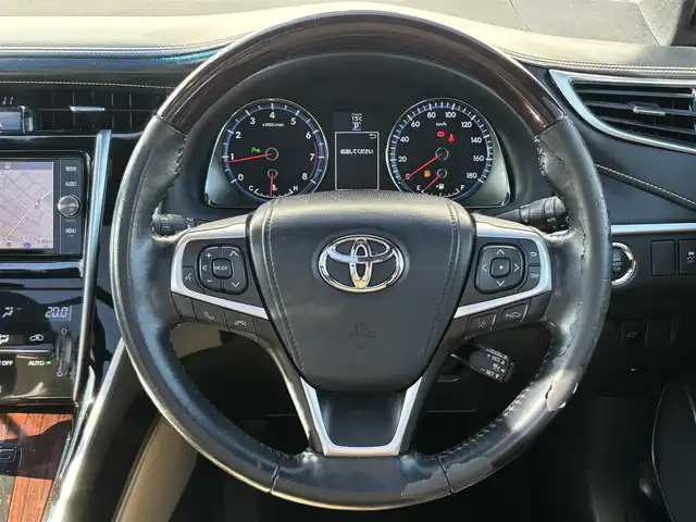 トヨタ ハリアー プレミアム 茨城県 2017(平29)年 6.1万km ダークブラウンM 純正ナビ(NSZT-W66T)/ (FM/AM/TV/CD/DVD/Bluetooth)/バックカメラ/レーダークルーズコントロール/サンルーフ/ETC2.0/レザーシート/パワーシート(D席)/ドライブレコーダー(前方)/コーナーセンサー/LEDヘッドライト/フォグランプ/プリクラッシュセーフティ/オートマッチクハイビーム/純正アルミホイール