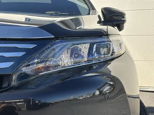 トヨタ ハリアー プレミアム 茨城県 2017(平29)年 6.1万km ダークブラウンM 純正ナビ(NSZT-W66T)/ (FM/AM/TV/CD/DVD/Bluetooth)/バックカメラ/レーダークルーズコントロール/サンルーフ/ETC2.0/レザーシート/パワーシート(D席)/ドライブレコーダー(前方)/コーナーセンサー/LEDヘッドライト/フォグランプ/プリクラッシュセーフティ/オートマッチクハイビーム/純正アルミホイール