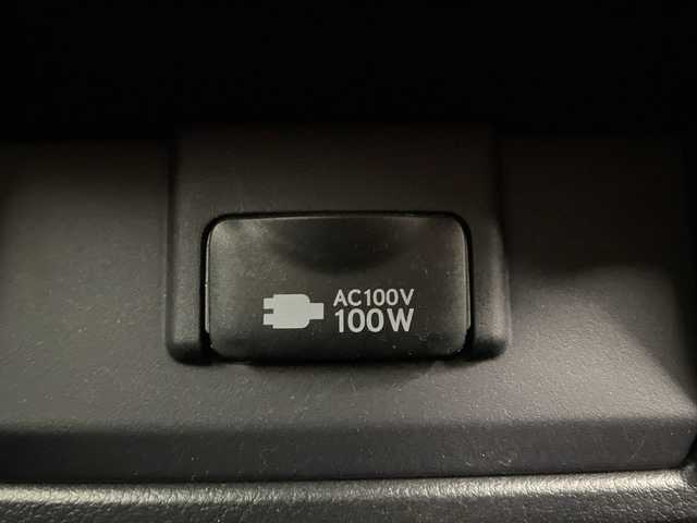 レクサス ＮＸ 300h バージョンL 愛知県 2018(平30)年 6.3万km ブラック 純正ナビ/・Bluetooth/・フルセグ/・DVD/CD/・SD音楽録音/・USB入力端子/サンルーフ/バックサイドカメラ/パワーシート/シートヒーター/エアーシート/ステアリングヒーター/衝突軽減/クリアランスソナー/レーンキープ/パワーバックドア/電格格納セカンドシート/ビルドインＥＴＣ2.0/前後ドライブレコーダー（ZDR016）/レーダークルーズコントロール/ステアリングスイッチ/パドルシフト/ヘッドアップディスプレイ/オートマチックハイビーム/LEDヘッドライト/フォグランプ