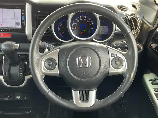 ホンダ Ｎ ＢＯＸ カスタム G ターボ Lパッケージ 道央・札幌 2016(平28)年 5.4万km スマートブラック ・４WD/・純正ナビ/　CD＆DVD＆BT＆TV/・バックカメラ/・クルーズコントロール/・パドルシフト/・両側パワースライドドア/・ターボ/・ビルトインETC/・純正エンジンスターター/・ハーフレザーシート/・ステアリングスイッチ/・シートヒーター/・ミラーヒーター/・オートライト/・オートエアコン/・オートリトラミラー/・プッシュスタート/・スマートキー/・無限エアロ/・モデューロAW/・社外AW＆冬タイヤ積込/　155/65/14  2021年製　　5分山/・純正フロアマット/・ドアバイザー/・ウィンカーミラー