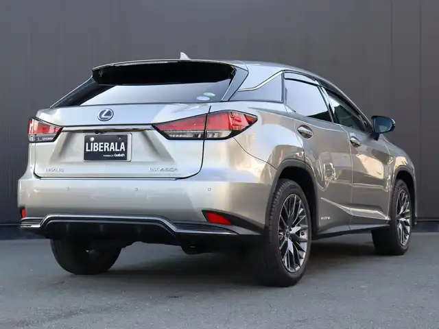 レクサス ＲＸ 450h Fスポーツ 静岡県 2020(令2)年 1.6万km ソニックチタニウム 後期型　/角型３眼ＬＥＤ　/赤革シート　/前席シートクーラー　全席シートヒーター　/ステアヒーター　/ＡＣＣ　ＬＫＡ　ＢＳＭ　ＨＵＤ　/ナビ　３６０°カメラ　/フルセグＴＶ　ＢＴ　ＡＵＸ/2列目電動格納/パワーバックドア　/リモコンＥＧスターター　/ドラレコ