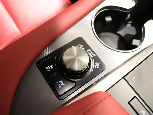 レクサス ＲＸ 450h Fスポーツ 静岡県 2020(令2)年 1.6万km ソニックチタニウム 後期型　/角型３眼ＬＥＤ　/赤革シート　/前席シートクーラー　全席シートヒーター　/ステアヒーター　/ＡＣＣ　ＬＫＡ　ＢＳＭ　ＨＵＤ　/ナビ　３６０°カメラ　/フルセグＴＶ　ＢＴ　ＡＵＸ/2列目電動格納/パワーバックドア　/リモコンＥＧスターター　/ドラレコ