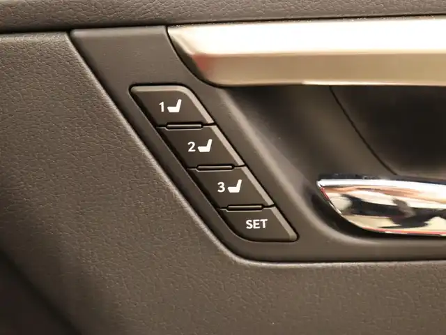 レクサス ＲＸ 450h Fスポーツ 静岡県 2020(令2)年 1.6万km ソニックチタニウム 後期型　/角型３眼ＬＥＤ　/赤革シート　/前席シートクーラー　全席シートヒーター　/ステアヒーター　/ＡＣＣ　ＬＫＡ　ＢＳＭ　ＨＵＤ　/ナビ　３６０°カメラ　/フルセグＴＶ　ＢＴ　ＡＵＸ/2列目電動格納/パワーバックドア　/リモコンＥＧスターター　/ドラレコ