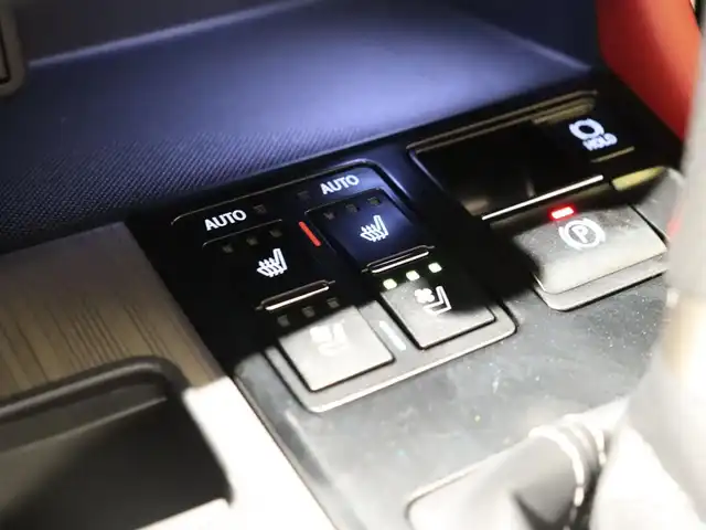 レクサス ＲＸ 450h Fスポーツ 静岡県 2020(令2)年 1.6万km ソニックチタニウム 後期型　/角型３眼ＬＥＤ　/赤革シート　/前席シートクーラー　全席シートヒーター　/ステアヒーター　/ＡＣＣ　ＬＫＡ　ＢＳＭ　ＨＵＤ　/ナビ　３６０°カメラ　/フルセグＴＶ　ＢＴ　ＡＵＸ/2列目電動格納/パワーバックドア　/リモコンＥＧスターター　/ドラレコ