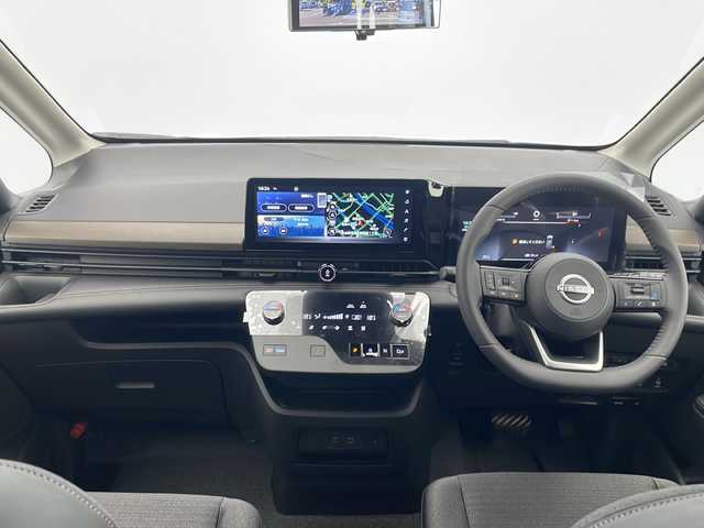 日産 セレナ e－パワー ハイウェイスター V 愛知県 2025(令7)年 0.1千km プリズムホワイト 登録済未使用車/衝突軽減システム/プロパイロット/純正12.3型ディズプレイオーディオ　ナビあり/全方位カメラ/両側パワースライドドア/レーダークルーズコントロール/フルセグ/Bluetooth/バックカメラ/イージーオープン機能/コーナーセンサー/純正アルミホイール/ETC2.0/ブラインドスポットモニター/LEDヘッドライト/インテリジェントミラー/オートマチックハイビーム/置くだけ充電機/ドライブレコーダー/ステアリングスイッチ/スマートキー/プッシュスタート