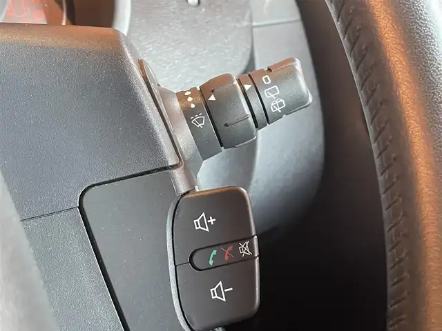 ルノー カングー ゼン 愛知県 2017(平29)年 6.6万km 茶 メモリーナビ　/CD　/Bluetooth /DVD　/USB /フルセグTV　/純正フロアマット/スライドドア /電動格納ミラー /ＭＴモード付オートマ /ヘッドライトレベライザー/ドライブレコーダー /ETC/純正15インチアルミホイール