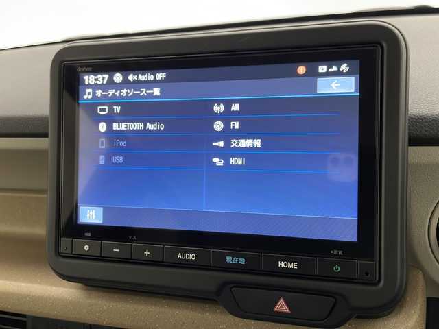 ホンダ Ｎ ＢＯＸ 宮崎県 2024(令6)年 0.4万km クリスタルブラックパール 禁煙車/片側パワースライドドア/純正8インチナビゲーション/（フルセグTV/BT/USB/ipod/HDMI）/純正バックカメラ/純正ビルトインETC/純正前後どらいぶ/ホンダセンシング/・衝突軽減ブレーキ（CMBS）/・先行車発進お知らせ機能/・歩行者事故低減ステアリング/・路外逸脱抑制機能/・標識認識機能/・渋滞追従機能付アダプティブクルーズコントロール（ACC）/・車線維持支援システム（LKAS）/・誤発進抑制機能/・後方誤発進抑制機能/・近距離衝突軽減ブレーキ/・急アクセル抑制機能/・パーキングセンサーシステム/・オートハイビーム/LEDヘッドライト/電動パーキングブレーキ/オートブレーキホールド/プッシュスタート/スマートキー/リアサンシェード/純正フロアマット
